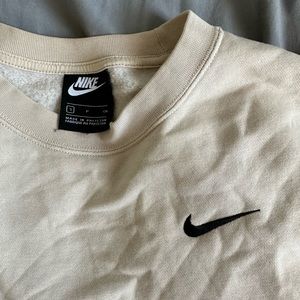 Nike Women’s crew fleece sweatshirt - cream